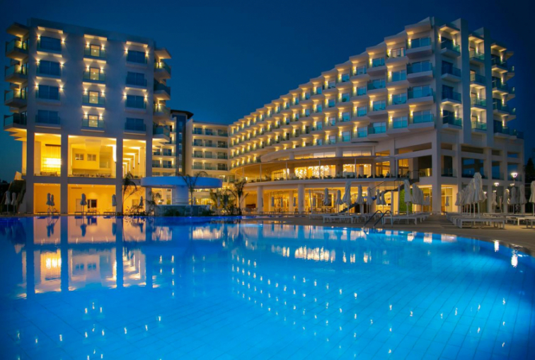 NISSIBLU BEACH RESORT 5* viešbutis, Agia Napa, Kipras