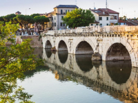 Rimini lankytinos vietos - Tiberio tiltas